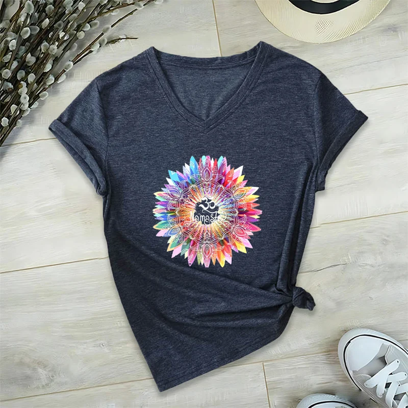 Olivenorma Zen inspiriertes Mandala Om Namaste T-Shirt mit V-Ausschnitt