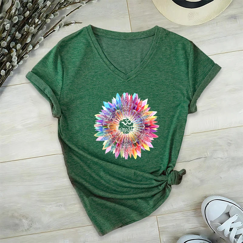 Olivenorma Zen inspiriertes Mandala Om Namaste T-Shirt mit V-Ausschnitt