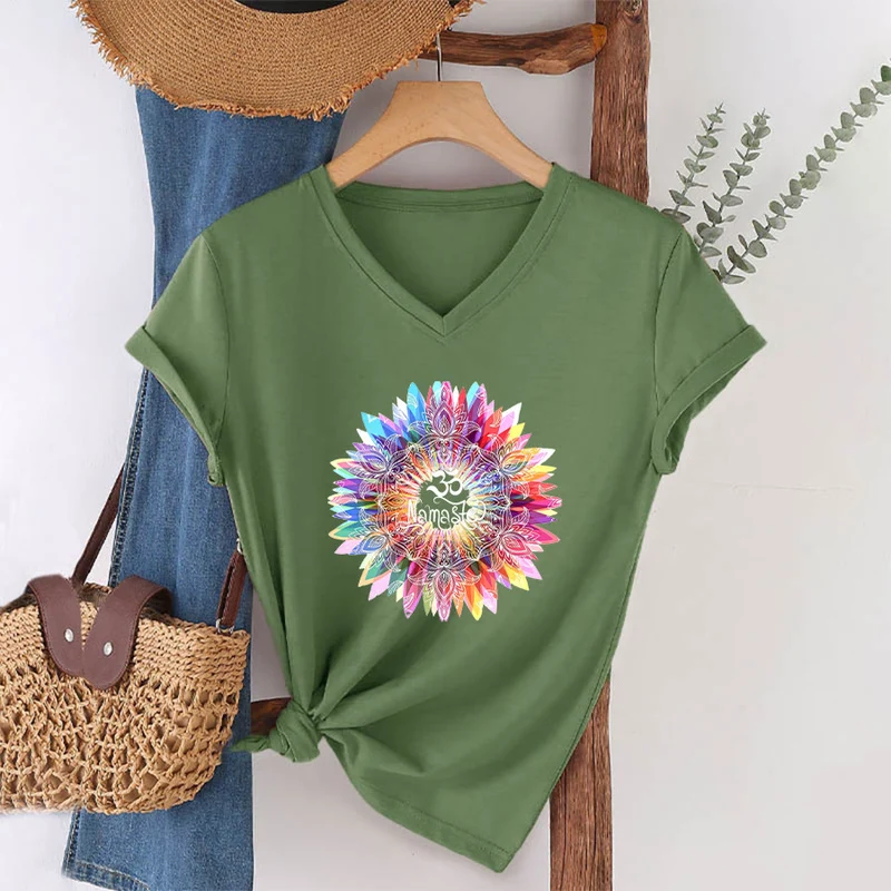 Olivenorma Zen inspiriertes Mandala Om Namaste T-Shirt mit V-Ausschnitt