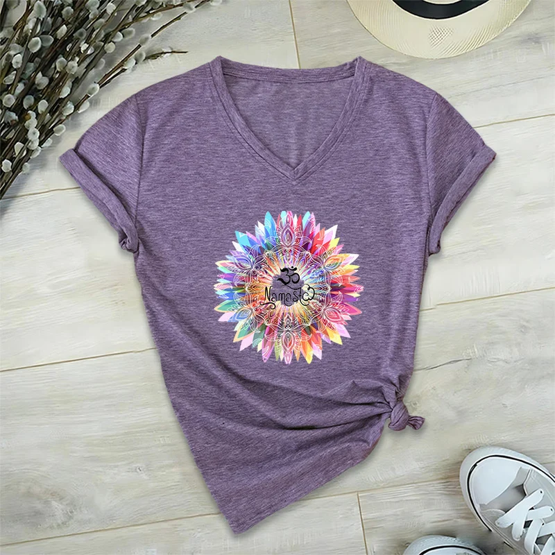 Olivenorma Zen inspiriertes Mandala Om Namaste T-Shirt mit V-Ausschnitt