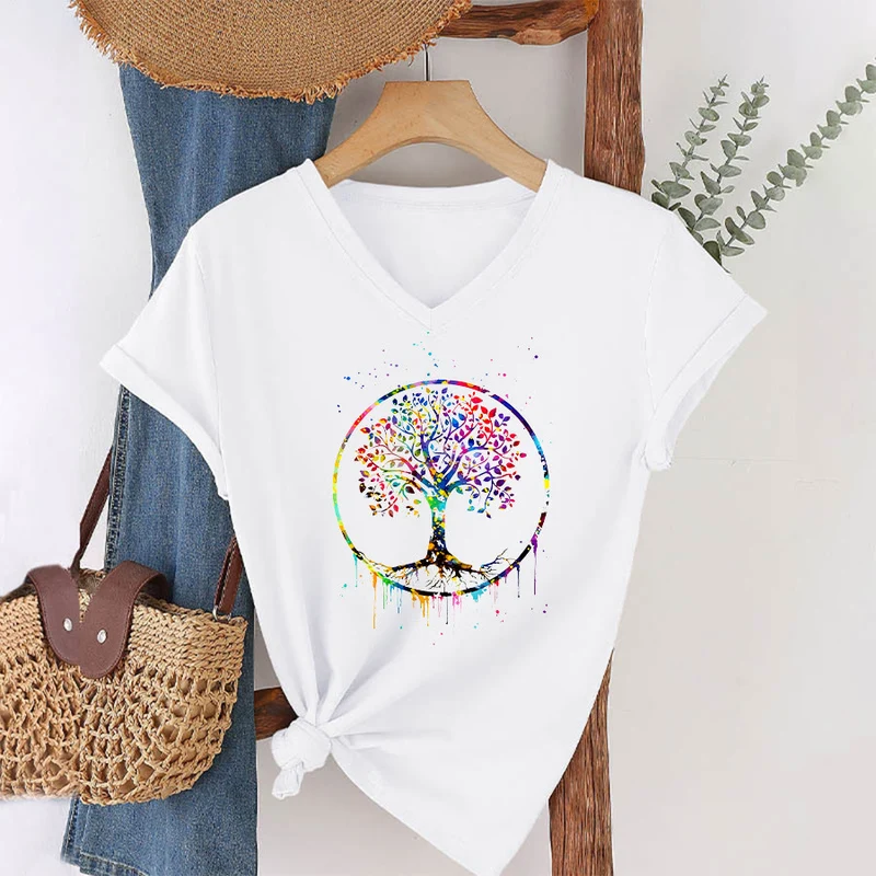 Olivenorma Spirituelles T-Shirt mit kreisförmigem Lebensbaum-Motiv und V-Ausschnitt