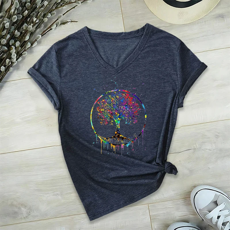 Olivenorma Spirituelles T-Shirt mit kreisförmigem Lebensbaum-Motiv und V-Ausschnitt