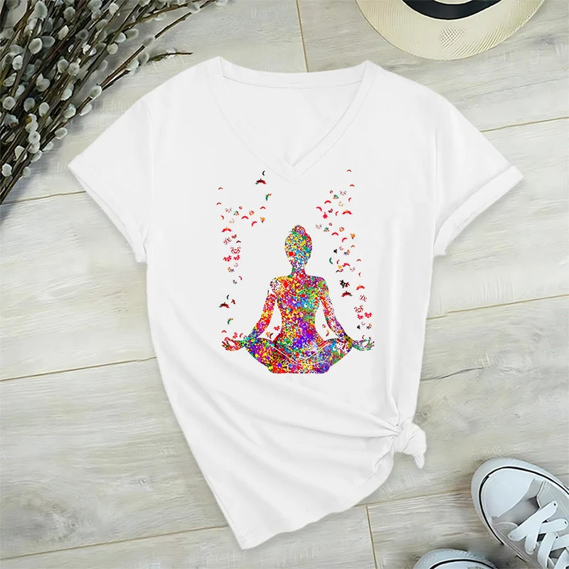 Olivenorma Aquarell-Meditationssilhouette Yoga V-Ausschnitt T-Shirt