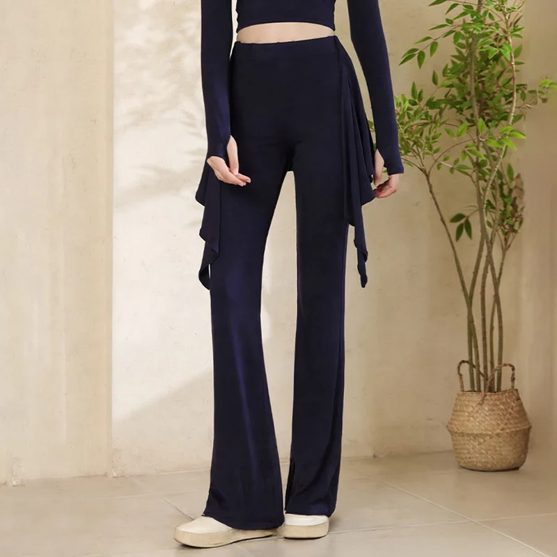 Olivenorma Yogahose für Damen mit asymmetrischem Wickeldesign, hohem Bund und ausgestelltem Bein, geknotetem Bund.