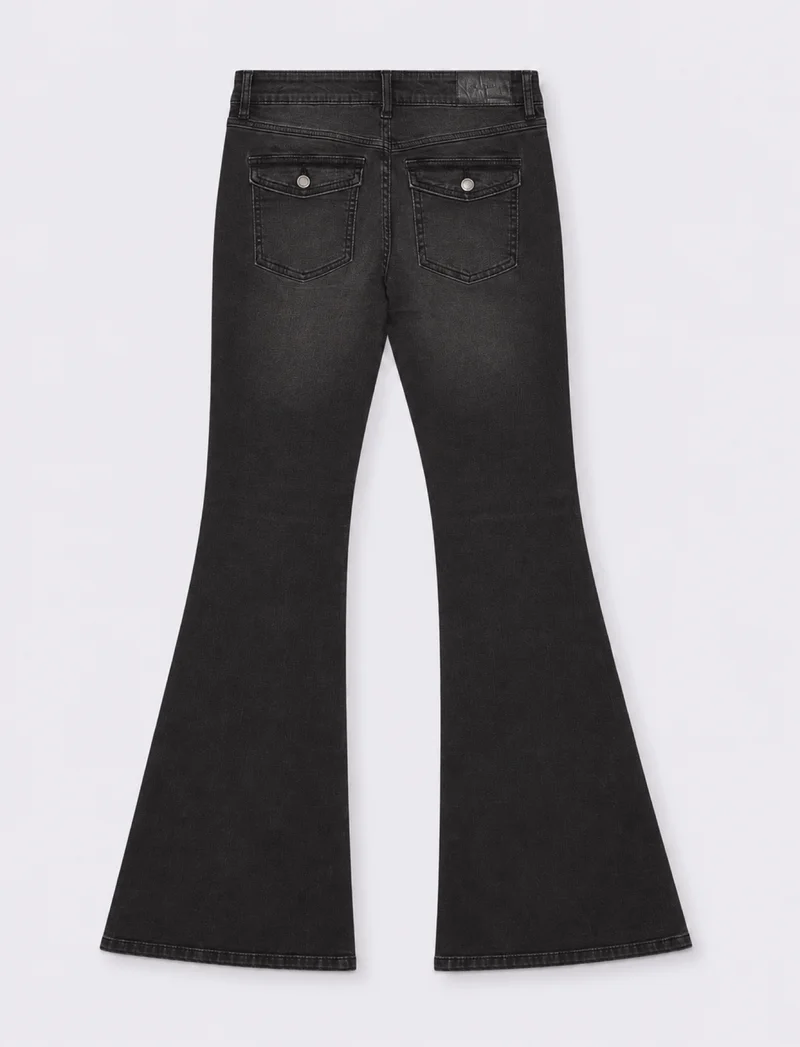 Jeans 5 tasche a zampa - Nero