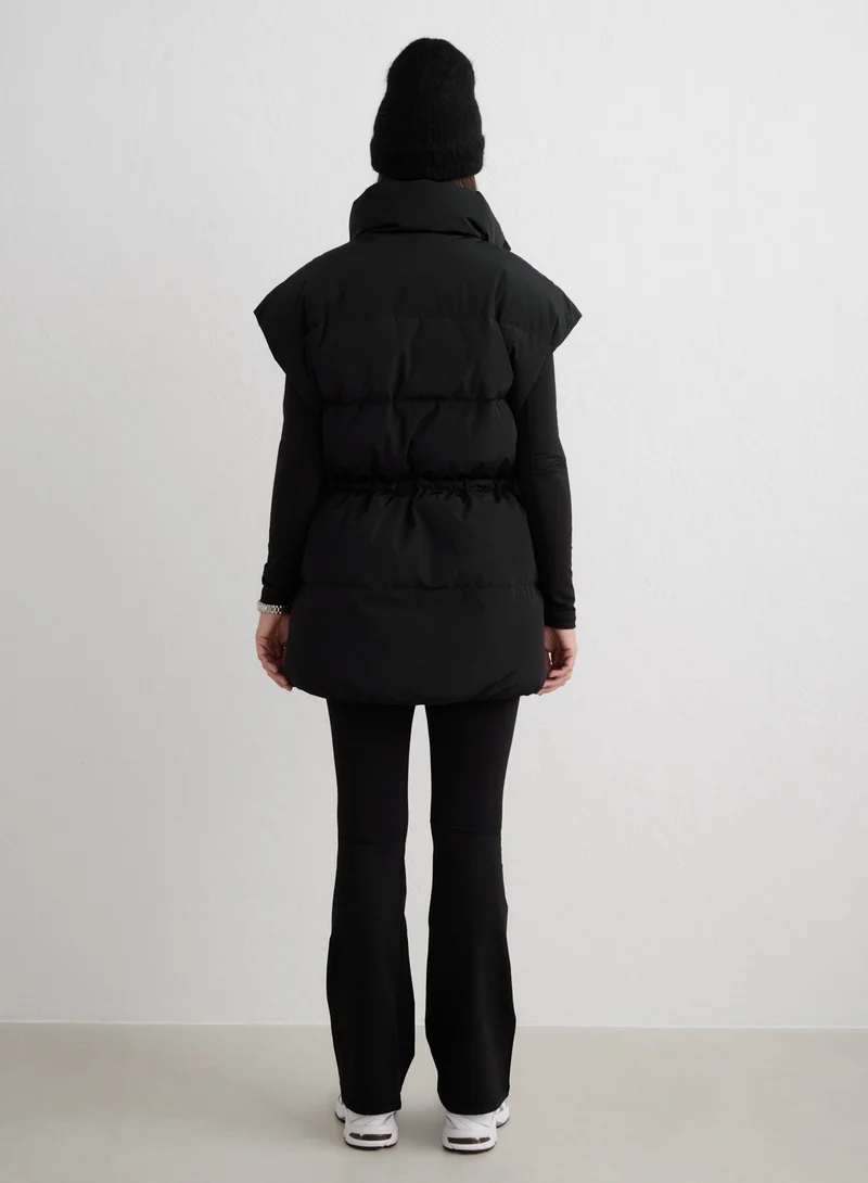 Black Moment Puffer Vest