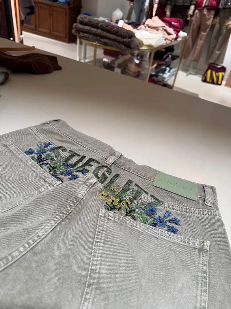 Benito Balloon Jeans