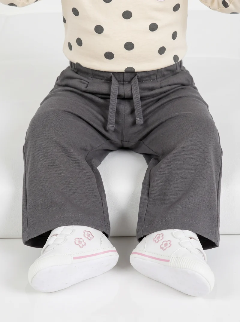 Shorts a quadri con pannello pieghettato - Grigio piombo