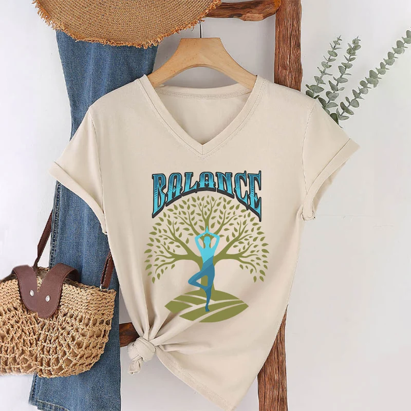 Olivenorma Baumpose Yoga Dame Balance Wort Spirituelles Damen V-Ausschnitt T-Shirt