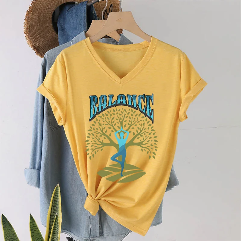Olivenorma Baumpose Yoga Dame Balance Wort Spirituelles Damen V-Ausschnitt T-Shirt