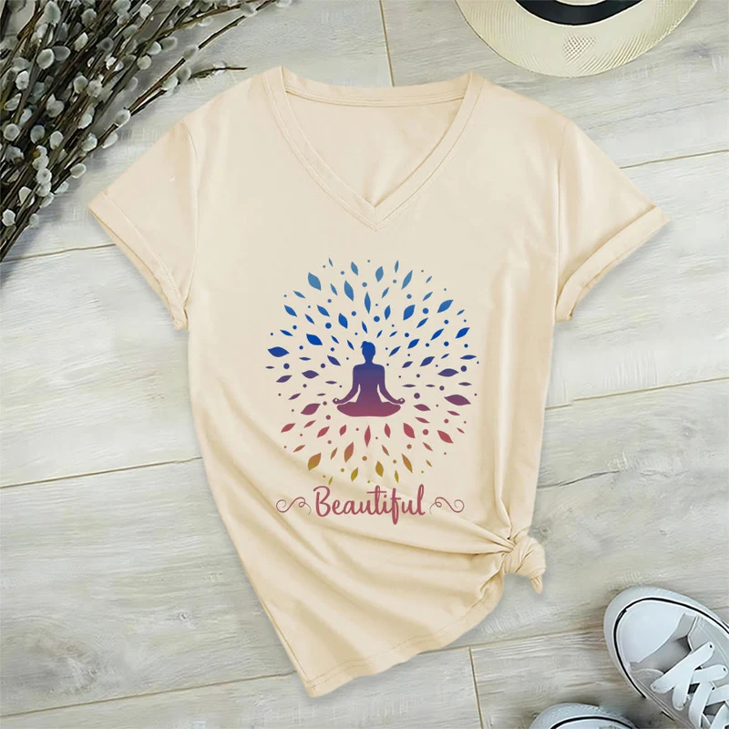 Olivenorma Farbverlauf-Blatt-Mandala-Meditationsfigur, wunderschönes Schriftbild, Damen-T-Shirt mit V-Ausschnitt