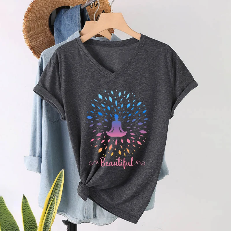 Olivenorma Farbverlauf-Blatt-Mandala-Meditationsfigur, wunderschönes Schriftbild, Damen-T-Shirt mit V-Ausschnitt