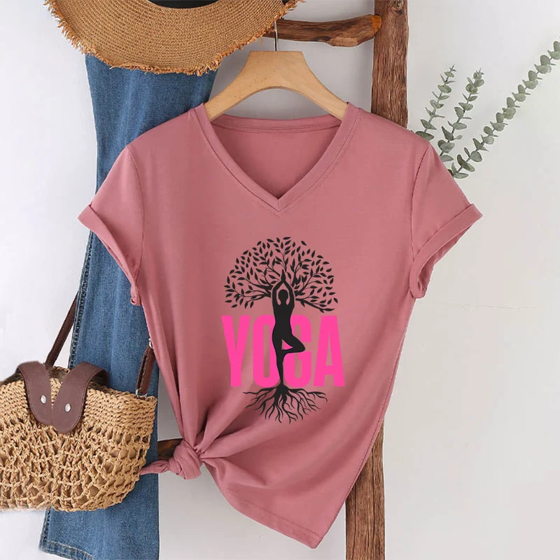 Olivenorma Yoga Figur Baum des Lebens Fettdruck Grafik Damen V-Ausschnitt T-Shirt