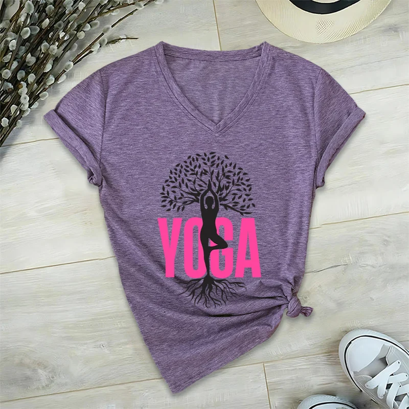 Olivenorma Yoga Figur Baum des Lebens Fettdruck Grafik Damen V-Ausschnitt T-Shirt