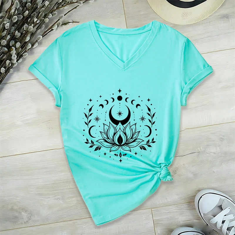Olivenorma Damen-T-Shirt mit V-Ausschnitt, Mond-Lotus-Motiv, Vorder- und Rückseite doppelt bedruckt