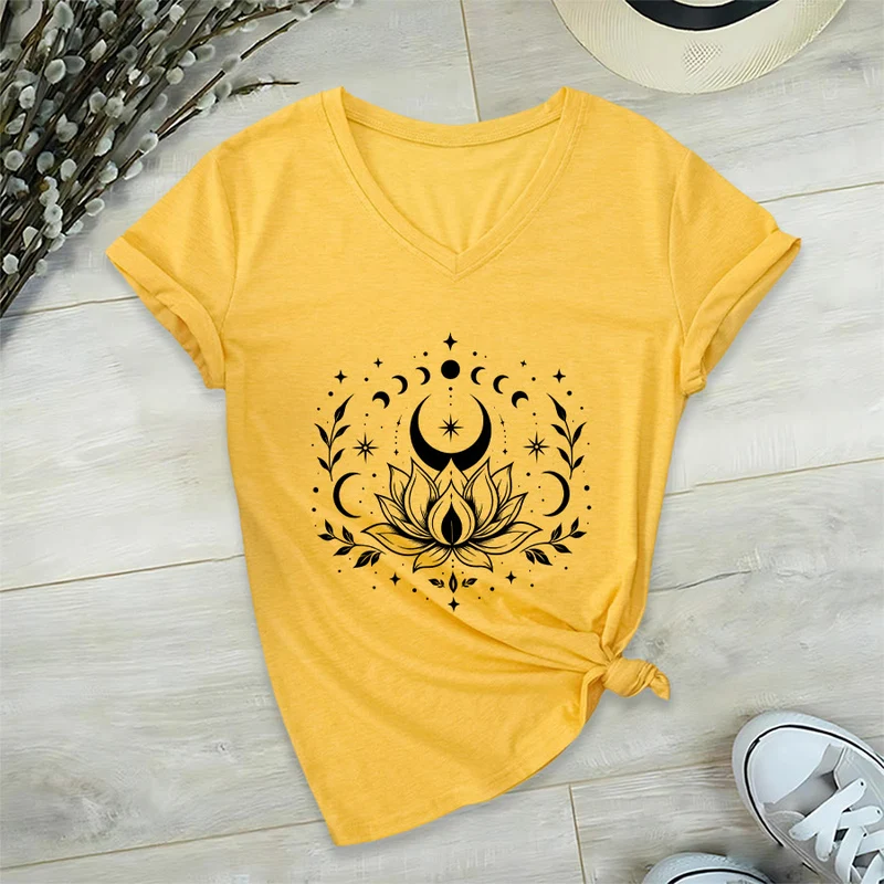 Olivenorma Damen-T-Shirt mit V-Ausschnitt, Mond-Lotus-Motiv, Vorder- und Rückseite doppelt bedruckt