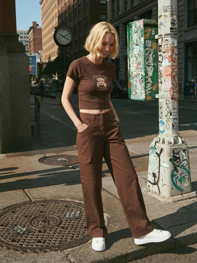 Cargo straight leg high waist con tasche - Marrone cioccolato