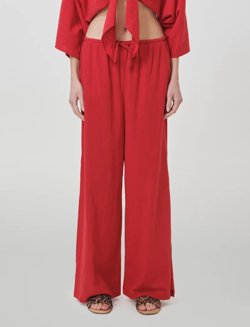 Pantalone Gamba Larga con Spacchi Laterali - Rosso