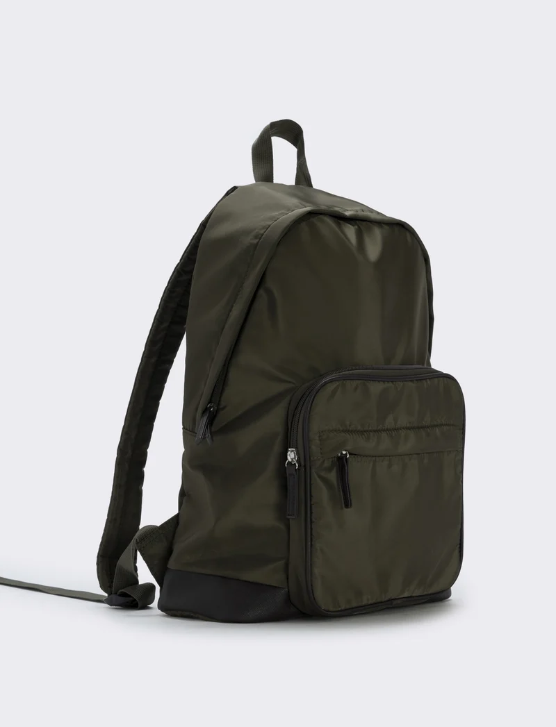 Zaino nylon tre tasche versatile e pratico - Verde