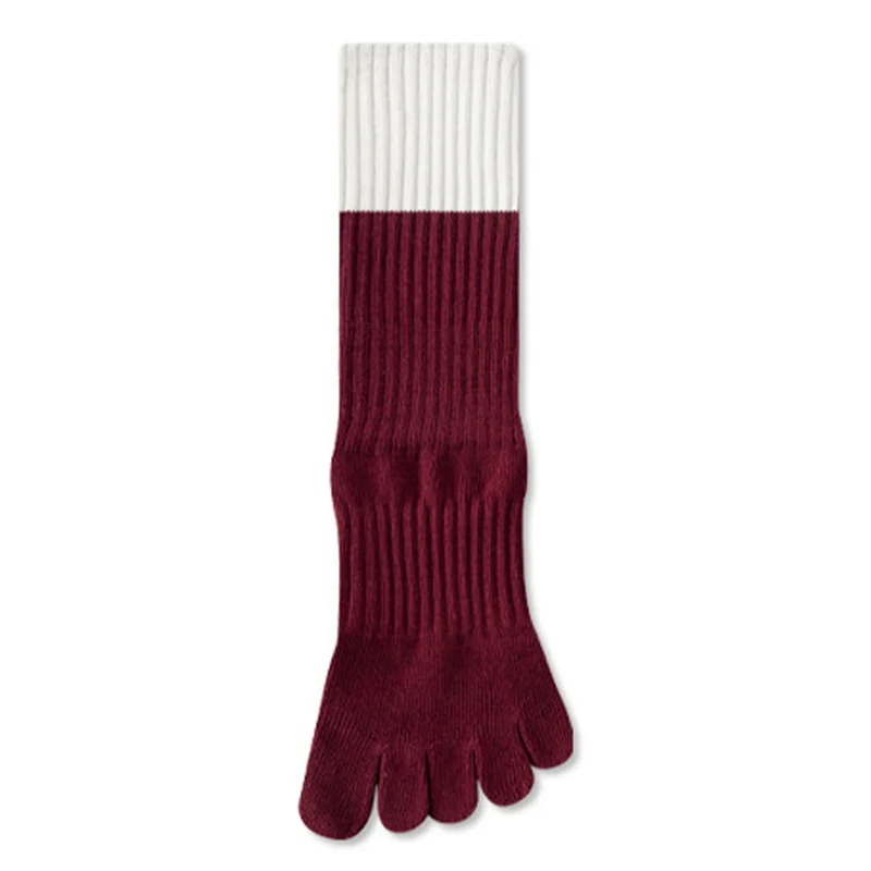Olivenorma Hochelastische, mittelhohe Yoga-Socken mit durchgehender Silikonsohle, rutschfester und stoßdämpfender Sohle, geräuschlose Sport- und Fitness-Socken für Damen