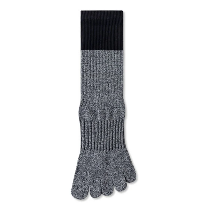 Olivenorma Hochelastische, mittelhohe Yoga-Socken mit durchgehender Silikonsohle, rutschfester und stoßdämpfender Sohle, geräuschlose Sport- und Fitness-Socken für Damen