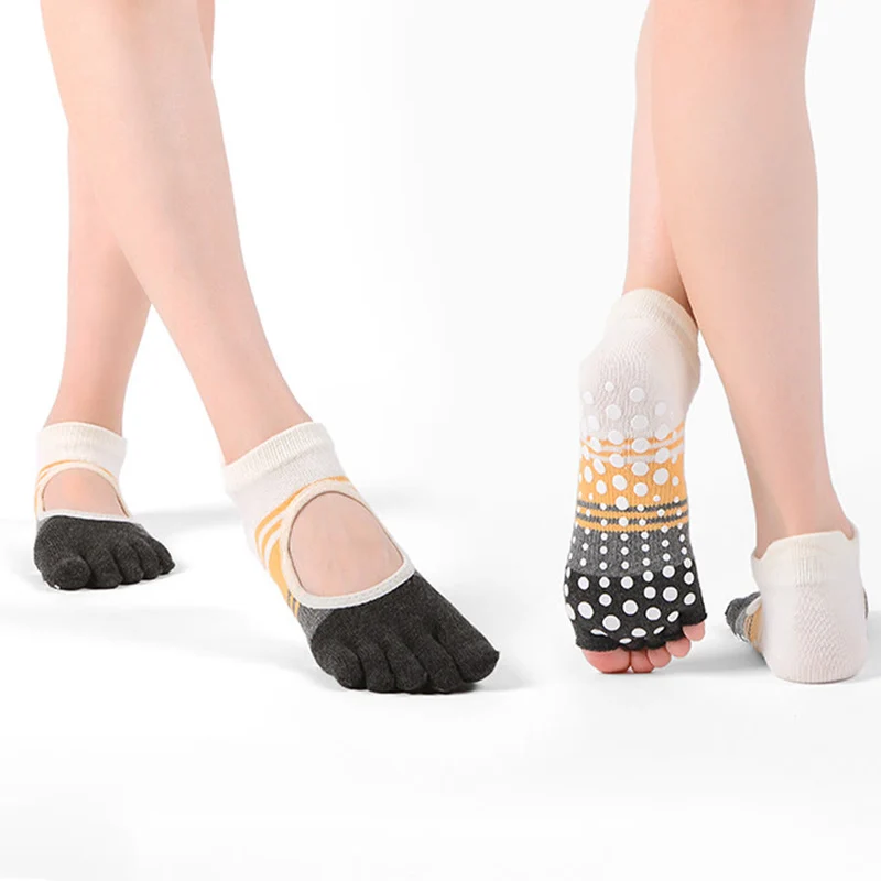 Olivenorma Fünf-Zehen-Socken mit doppeltem Zehendesign, rutschfestem Silikongriff, stoßfest, eng anliegend, vielseitig einsetzbar für Indoor-Fitnessstudio und Yoga.