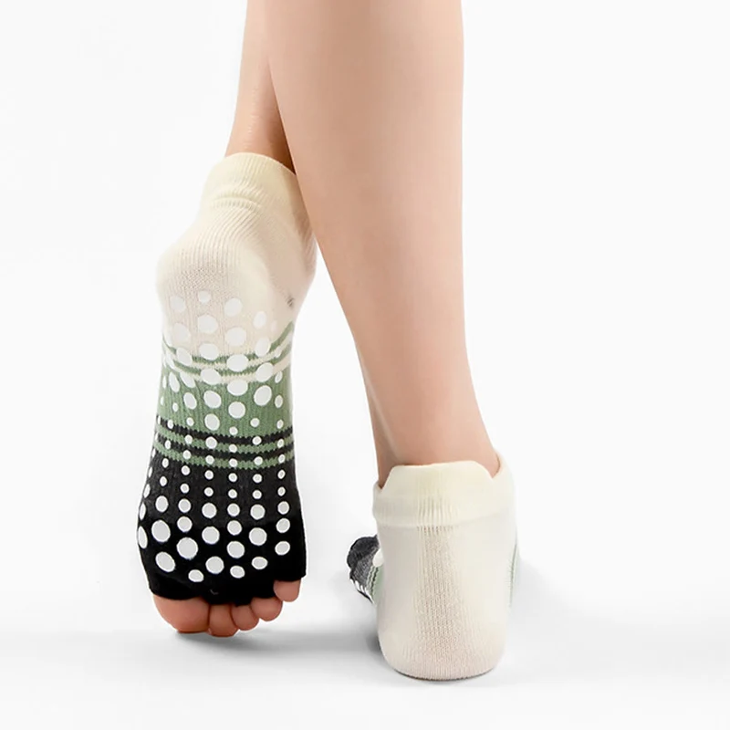Olivenorma Fünf-Zehen-Socken mit doppeltem Zehendesign, rutschfestem Silikongriff, stoßfest, eng anliegend, vielseitig einsetzbar für Indoor-Fitnessstudio und Yoga.