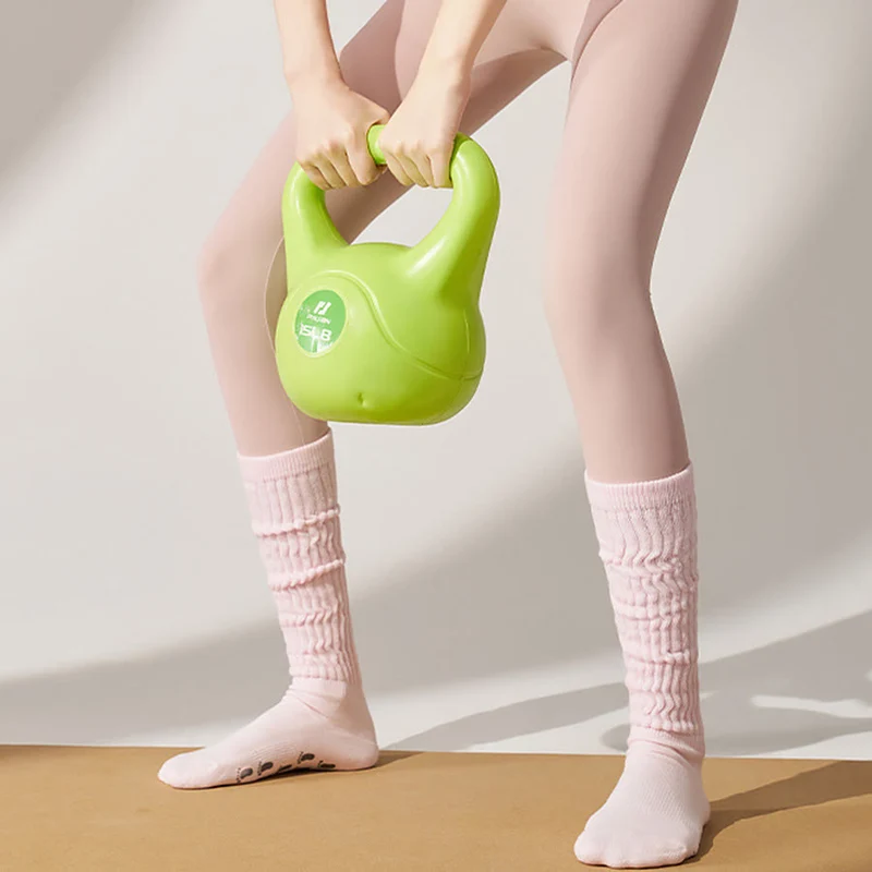 Olivenorma Silikon-Socken mit Vollfläche, rutschfest, für stabile Körperhaltung, stoßdämpfend, atmungsaktiv, elastisch, rutschfest – ideal für Training, Workout und Yoga für Damen.