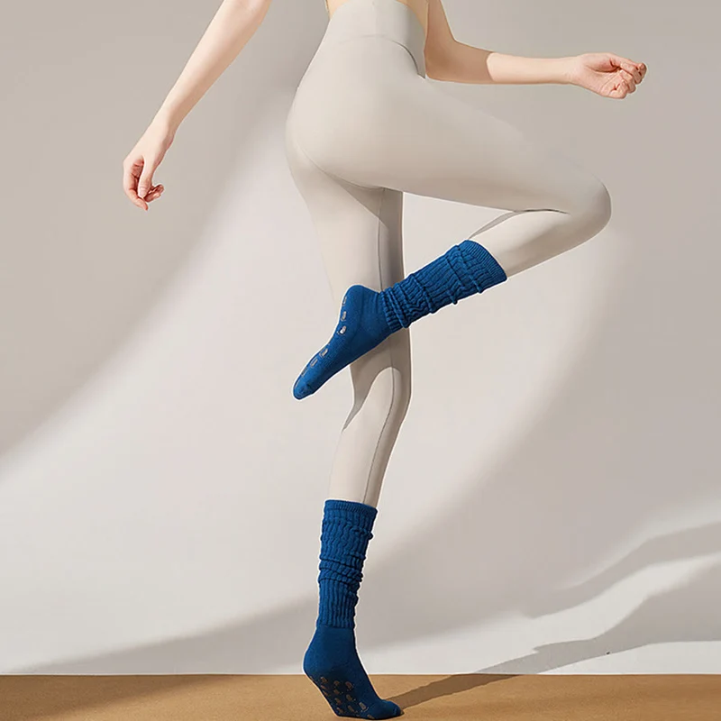 Olivenorma Silikon-Socken mit Vollfläche, rutschfest, für stabile Körperhaltung, stoßdämpfend, atmungsaktiv, elastisch, rutschfest – ideal für Training, Workout und Yoga für Damen.