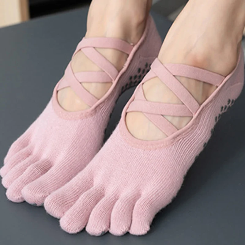 Olivenorma Zehensocken mit Silikonnoppen, rutschfest, stoßdämpfend, eng anliegend, für alle Indoor-Aktivitäten, Yoga-Socken für Damen