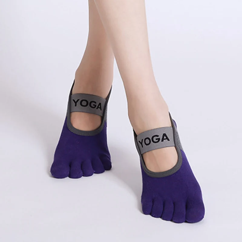 Olivenorma Premium Strick-Fünf-Finger-Socken mit rutschfester Silikonsohle für Balanceunterstützung, atmungsaktiv und flexibel – ideal für Indoor-Sport, Workout und Yoga.