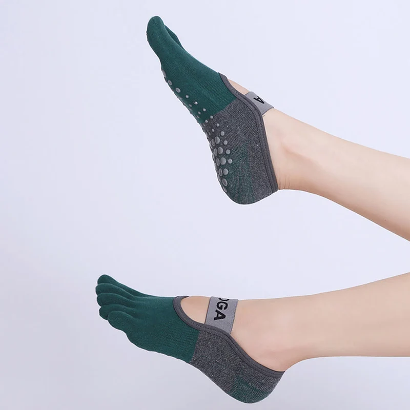 Olivenorma Premium Strick-Fünf-Finger-Socken mit rutschfester Silikonsohle für Balanceunterstützung, atmungsaktiv und flexibel – ideal für Indoor-Sport, Workout und Yoga.