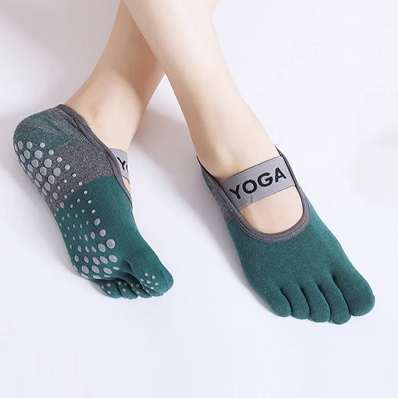 Olivenorma Premium Strick-Fünf-Finger-Socken mit rutschfester Silikonsohle für Balanceunterstützung, atmungsaktiv und flexibel – ideal für Indoor-Sport, Workout und Yoga.