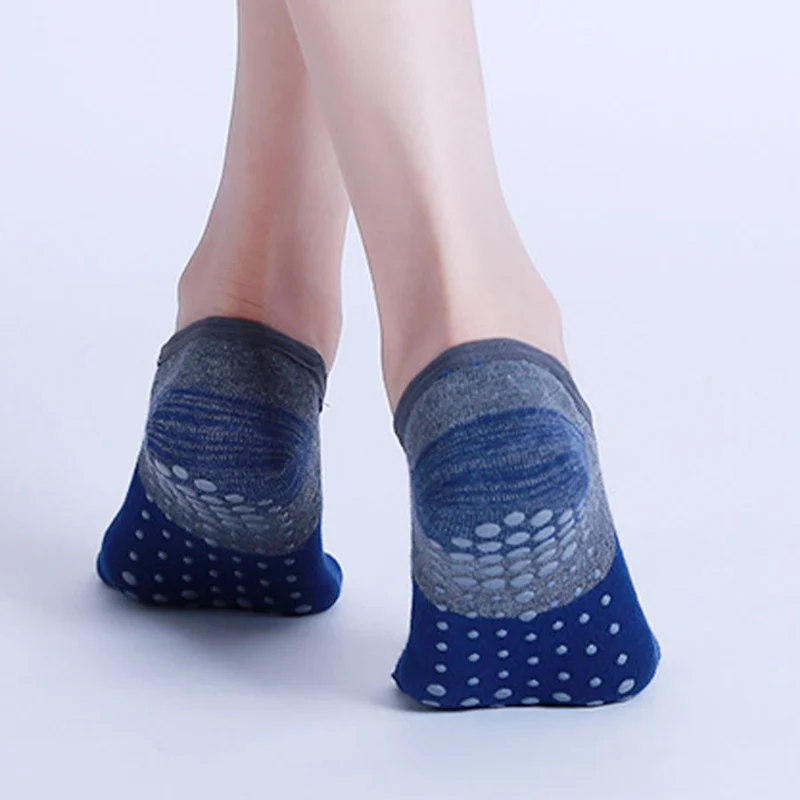 Olivenorma Premium Strick-Fünf-Finger-Socken mit rutschfester Silikonsohle für Balanceunterstützung, atmungsaktiv und flexibel – ideal für Indoor-Sport, Workout und Yoga.