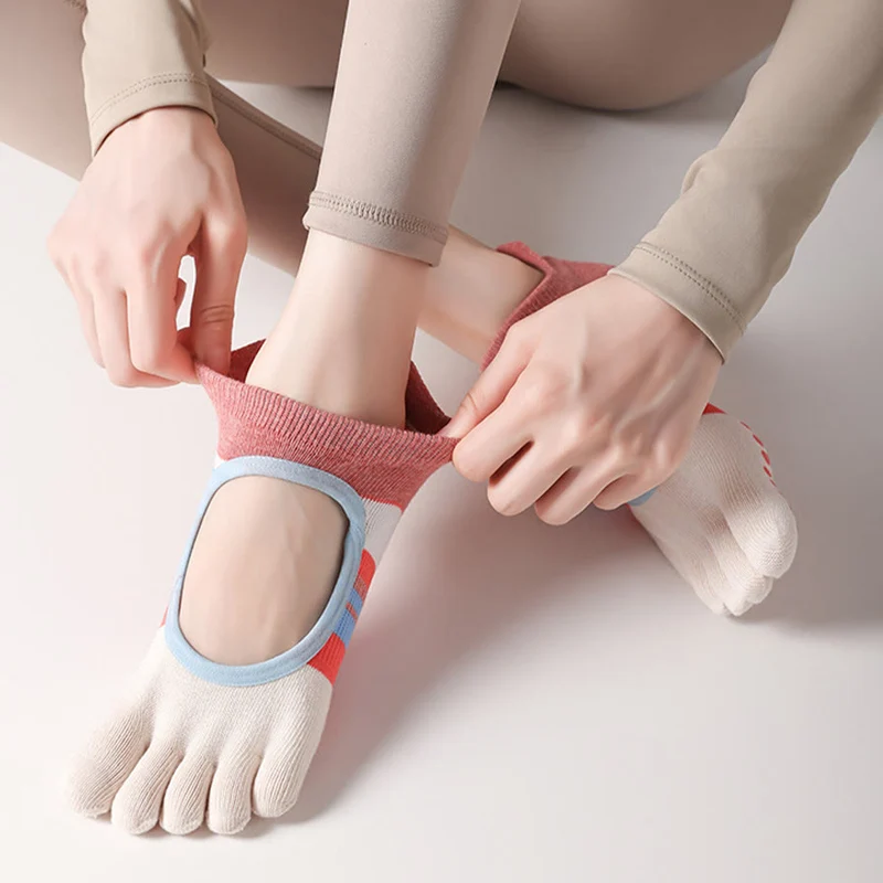 Olivenorma Silikon-Socken für den ganzen Fuß – Geräuschlos, rutschfest, stabil, druckentlastend, atmungsaktiv – Trainingssocken für Damen (Yoga)