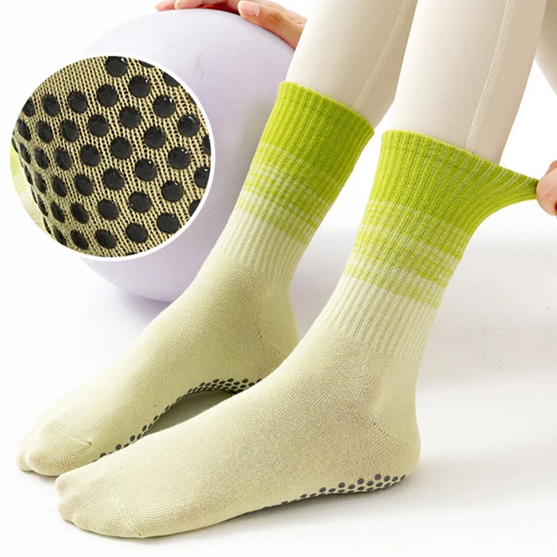 Olivenorma Mid Calf High Elasticate Non Slip Silicone Noppen Shock Resistant Balance Support Damen-Yogasocken