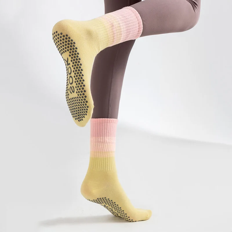 Olivenorma Mid Calf High Elasticate Non Slip Silicone Noppen Shock Resistant Balance Support Damen-Yogasocken