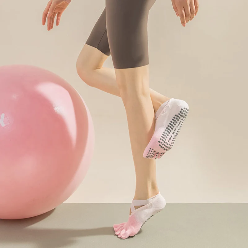 Olivenorma Zehensocken mit offener Zehenpartie, rutschfester, stoßdämpfender, atmungsaktiver und flexibler Oberfläche für Damen – ideal für Fitnessstudio und Yoga.