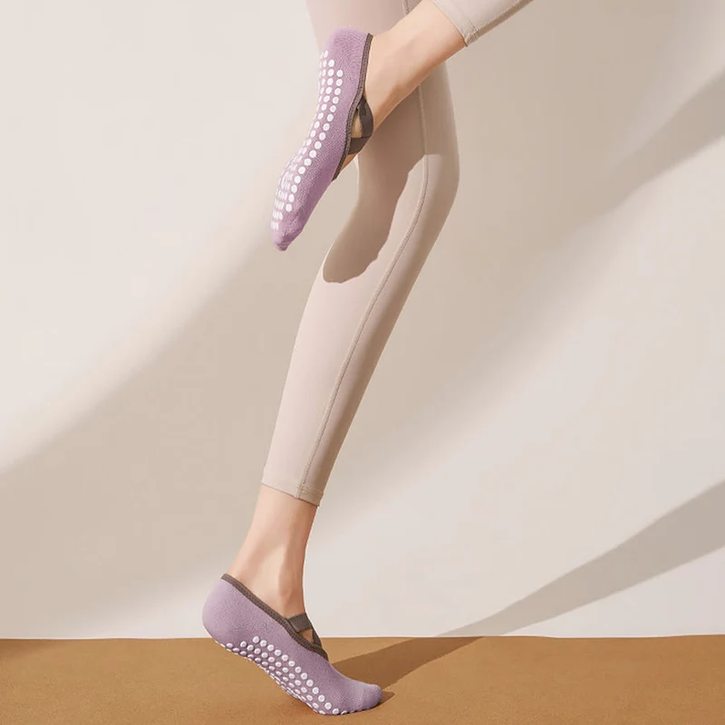 Olivenorma Hautfreundliche, weiche Stricksocken mit Rundumgriff, rutschfest, stoßdämpfend, vielseitig einsetzbar – Trainingssocken für Damen (Yoga)
