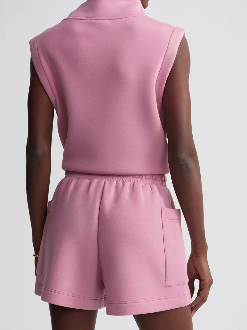 Isabella Mid Rise Short 4