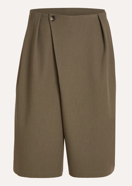 Bogi Short