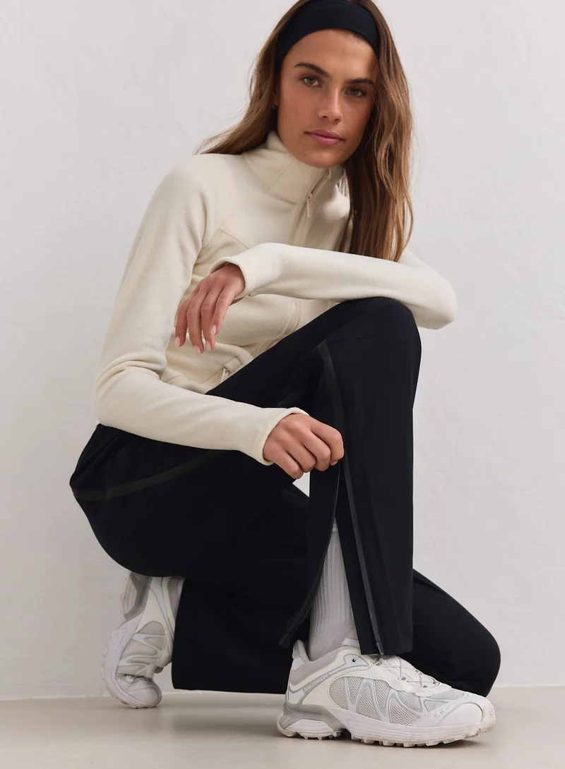 Black 3L Shell Pants