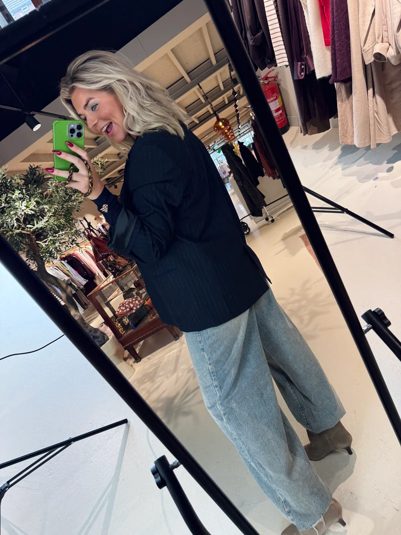 W26N1755 Blazer