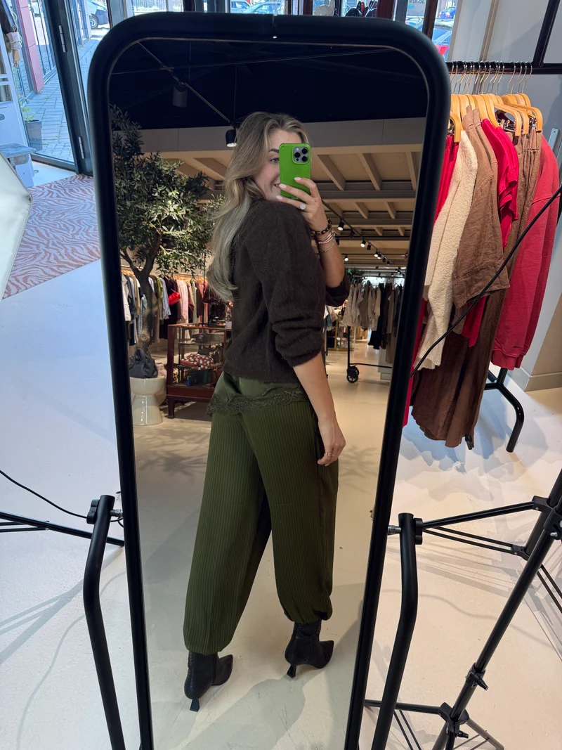 Gilbery Pinstripe Balloon Pants