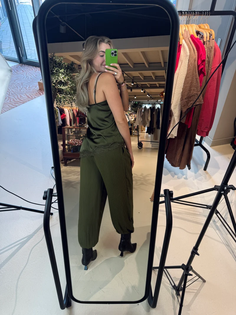 Gilbery Pinstripe Balloon Pants