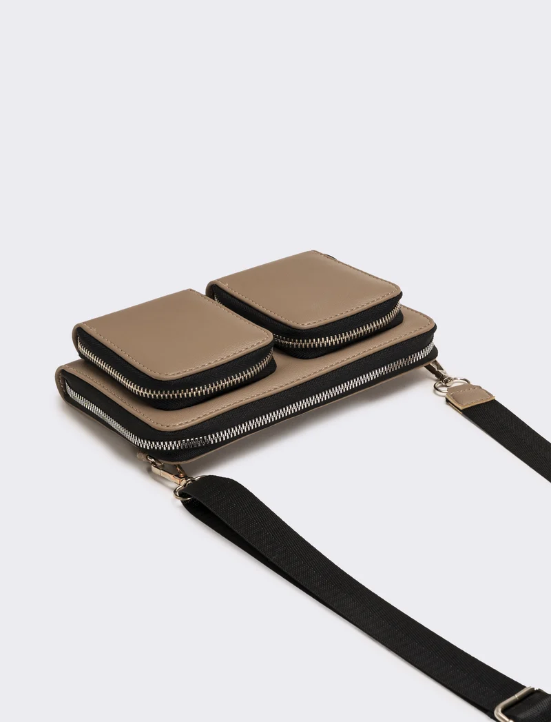 Tracolla uomo con tasche - Beige