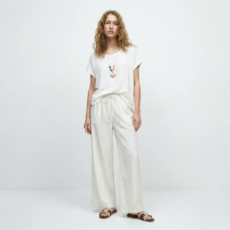 Blusa T con manica e scollo rotondo - Bianco