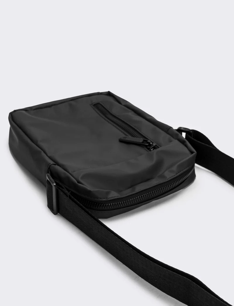 Borsa uomo a tracolla gommata con zip - Nero