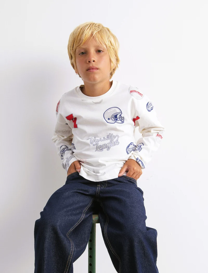 T-shirt stampata. - Fantasia