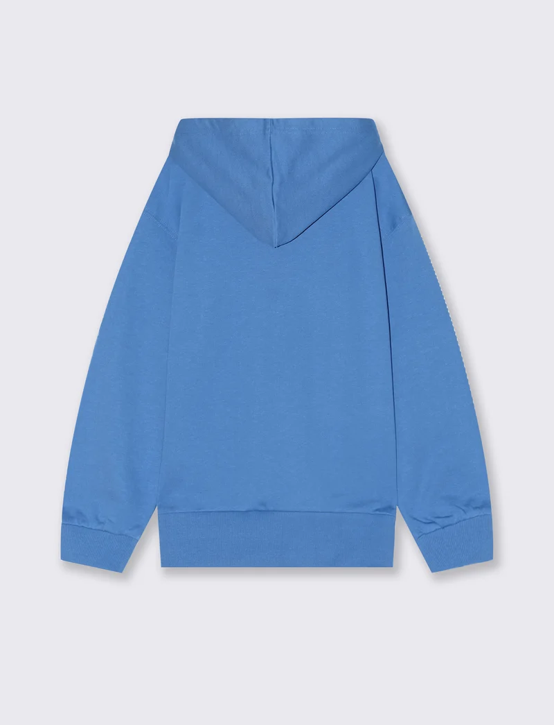 Felpa con ricamo frontale. - Blu oceano